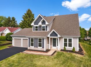568 Foster Ave, Bartlett, IL 60103
