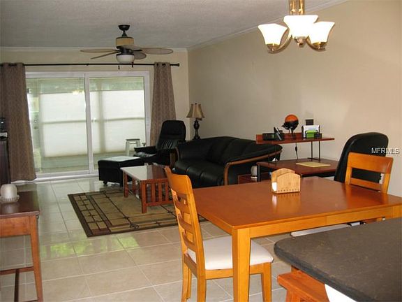 5th image of 101 Park Blvd N #104