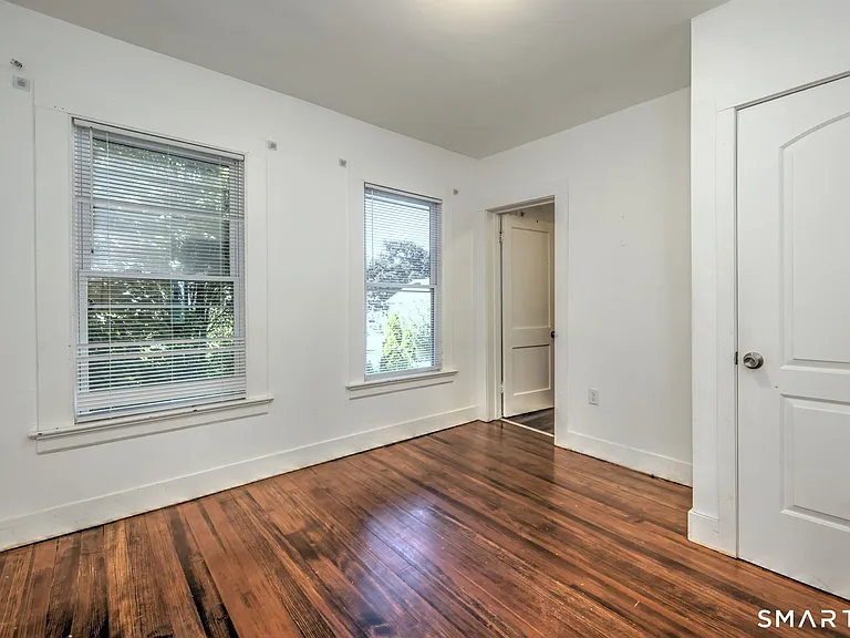 31 Winthrop St — Photo 22