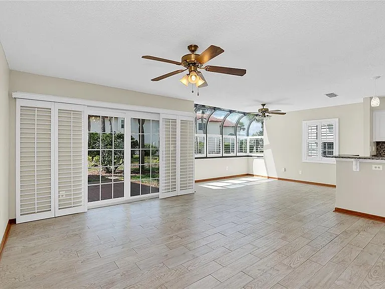 136 Florida Shores Blvd — Photo 5