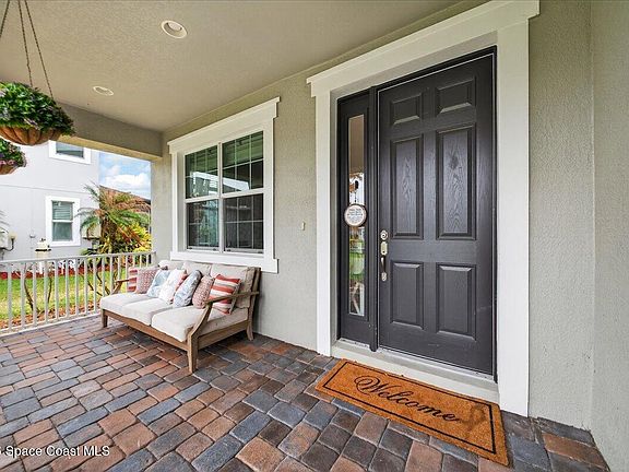 3rd image of 3323 Casare Dr
