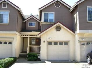 21 Manchester Ln, Fairfield, CA 94533