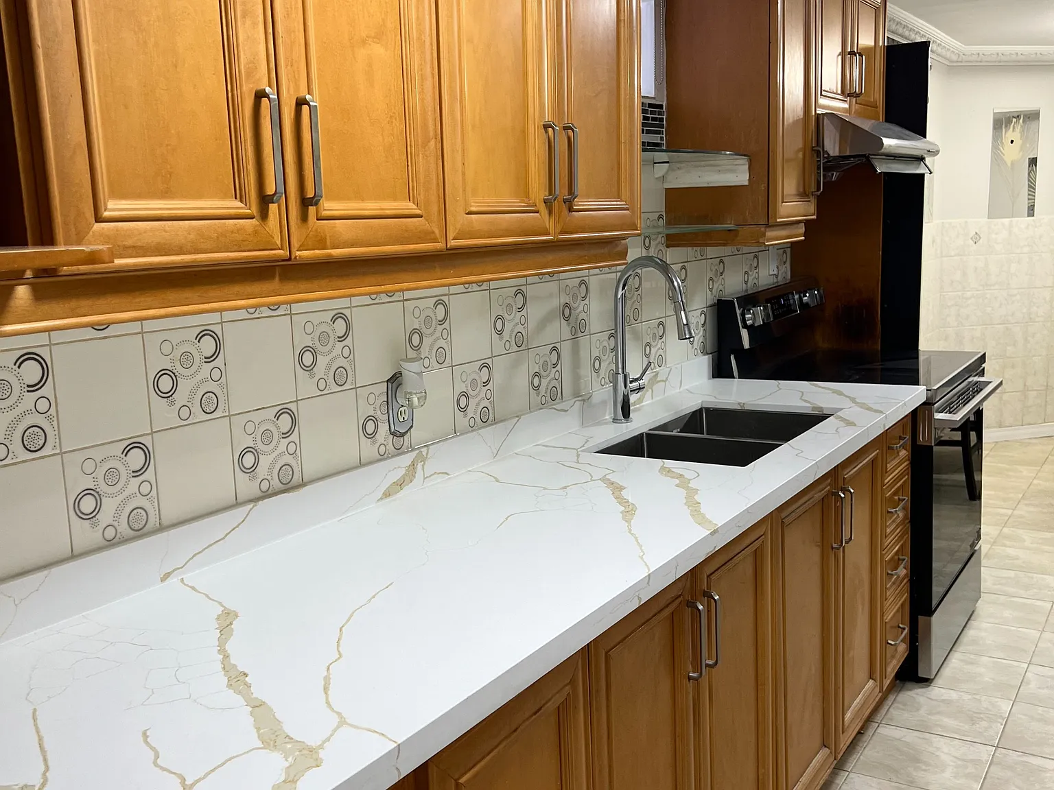 3 bed, $2,200 — Photo 4