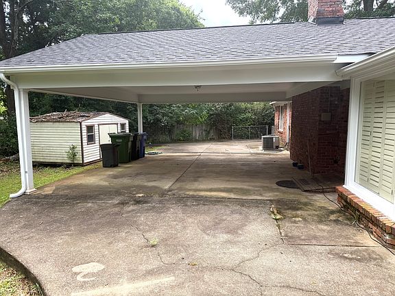 5th image of 6328 Fox Chapel Dr