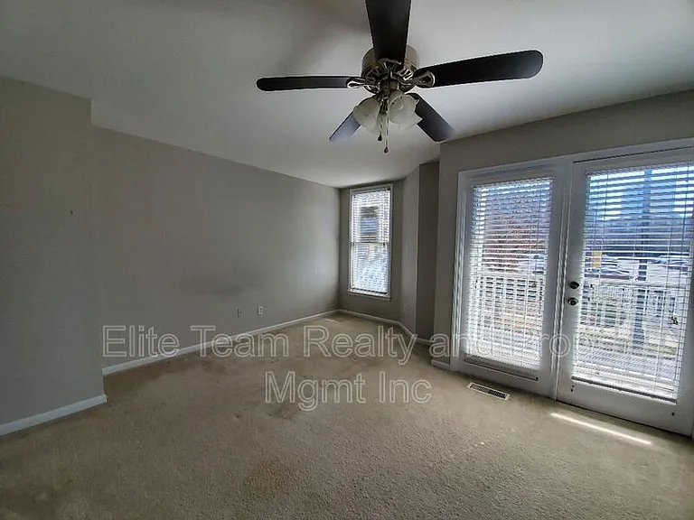 230 S Cedar St #5 — Photo 7