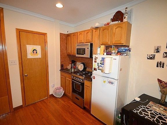 3rd image of 26 2nd Ave #3EF