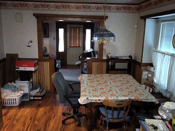 3rd image of 4056 E Melton Ave