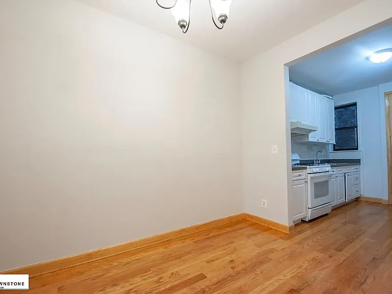 1205 8th Ave #2L — Photo 2