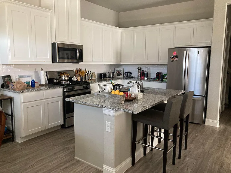6540 Iron Horse Blvd — Photo 5