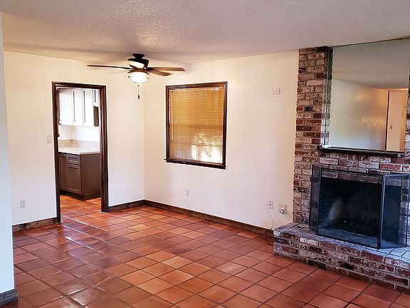 3rd image of 8228 Highwood Way
