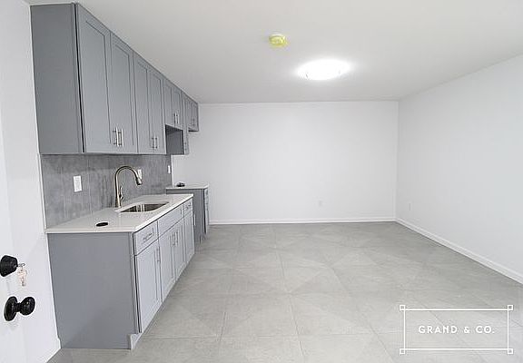 2nd image of 548 Grand St APT 3B