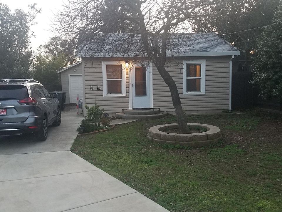 1st image of 239 Elm St