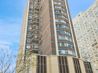 6325 N Sheridan Rd APT 502, Chicago, IL 60660