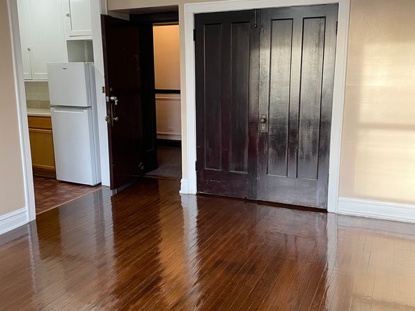 3121 N Hamlin Ave APT 3L