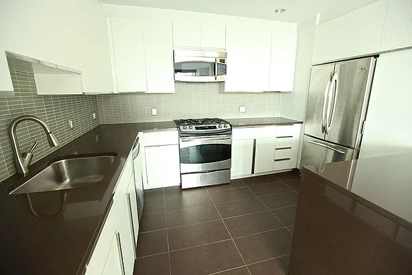 Rented by Keller Williams NYC | media 2