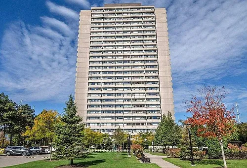 735 Don Mills Rd Photo 1