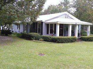 831 1st St SE, Cairo, GA 39828