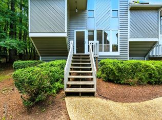 109 Virginia Pl, Cary, NC 27513