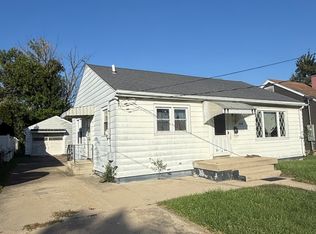 1119 Sanger St, Ottawa, IL 61350