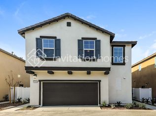 2454 Gunner Ridge Way, Rialto, CA 92377