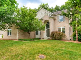 8262 Sweetclover Dr, Indianapolis, IN