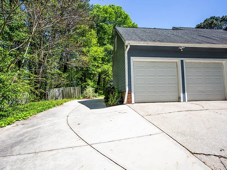 4641 Anastasia Ct SE — Photo 34