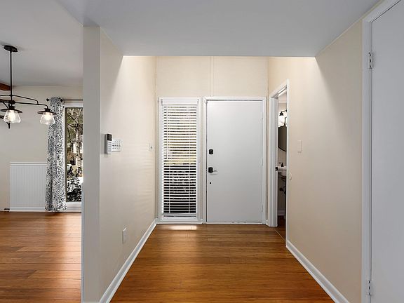 5th image of 2435 Wine Ridge Dr