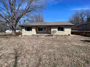 1260 NW 35th St, Topeka, KS 66618