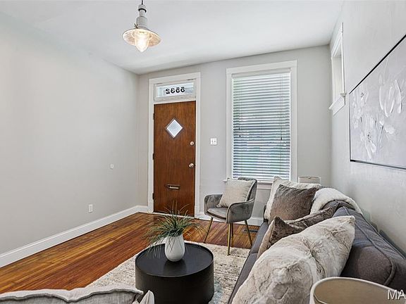 5th image of 5532 Lansdowne Ave
