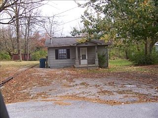 1st image of 86 Vaughn Dr