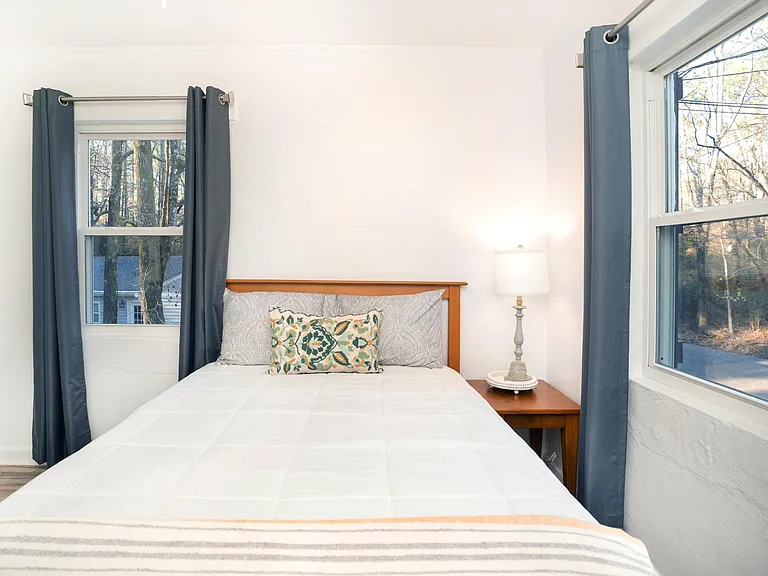 Front Bedroom with Queen Size Bed