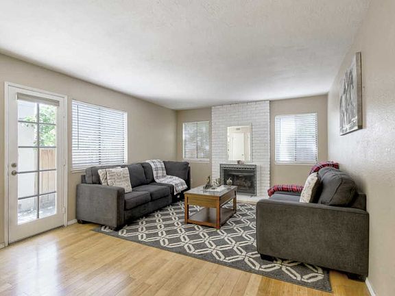 4th image of 130 Baroni Ave APT 25