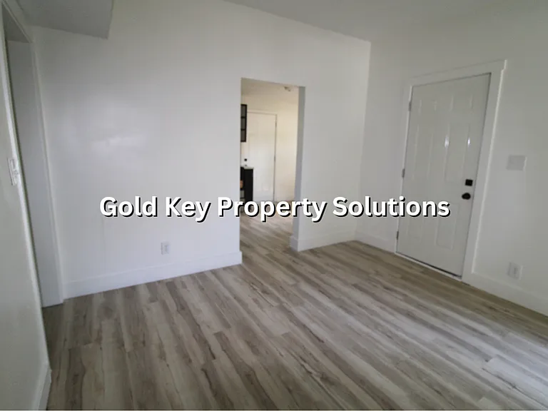 1512 Locust St — Photo 9