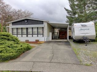 1125 Lee Roze Ln, Grants Pass, OR