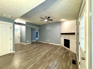4296 S Hemlock Ave, Springfield, MO 65810