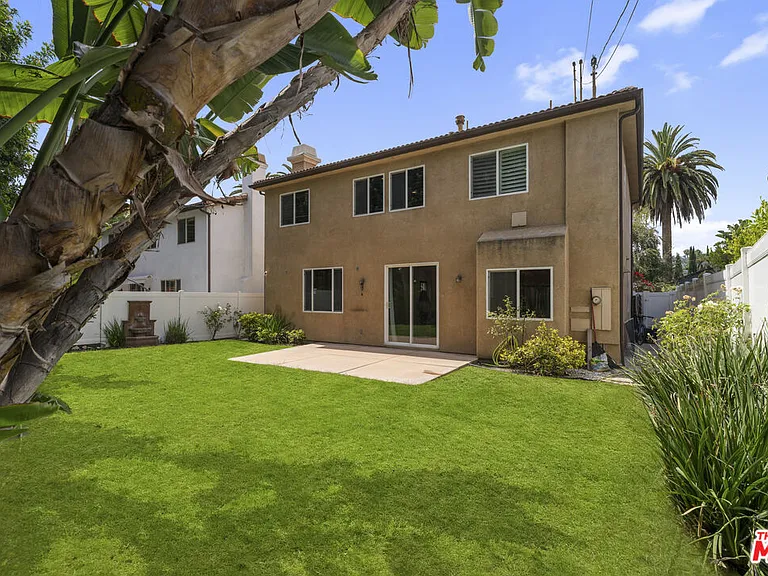 14321 Hortense St — Photo 48