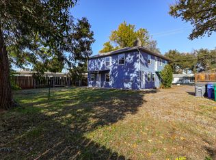 1113 Echo Rd, Redding, CA 96002