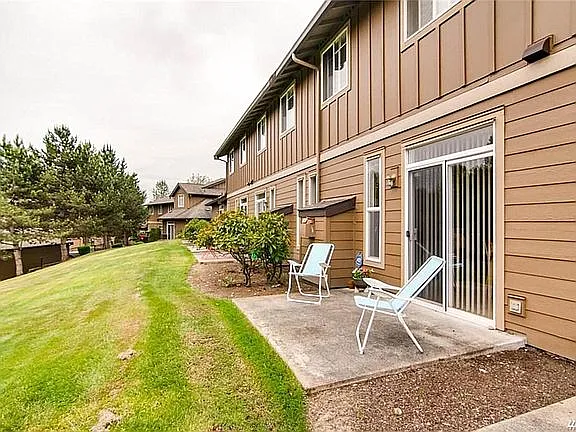 Bothell Everett Hwy — Photo 16