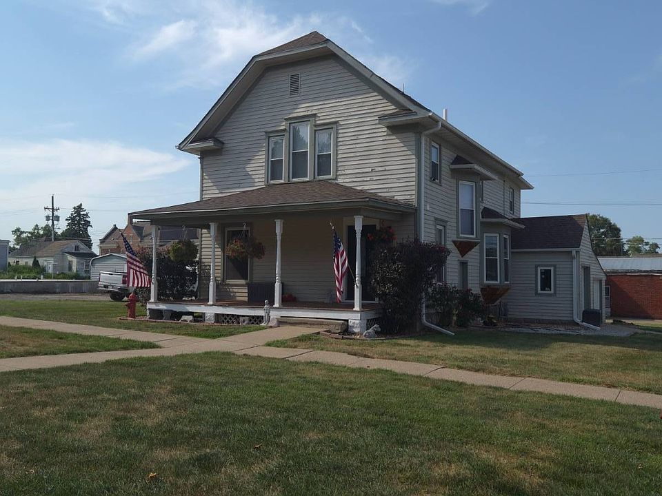 1st image of 1100 13th St