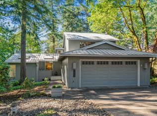 1953 Indian Trl, Lake Oswego, OR 97034