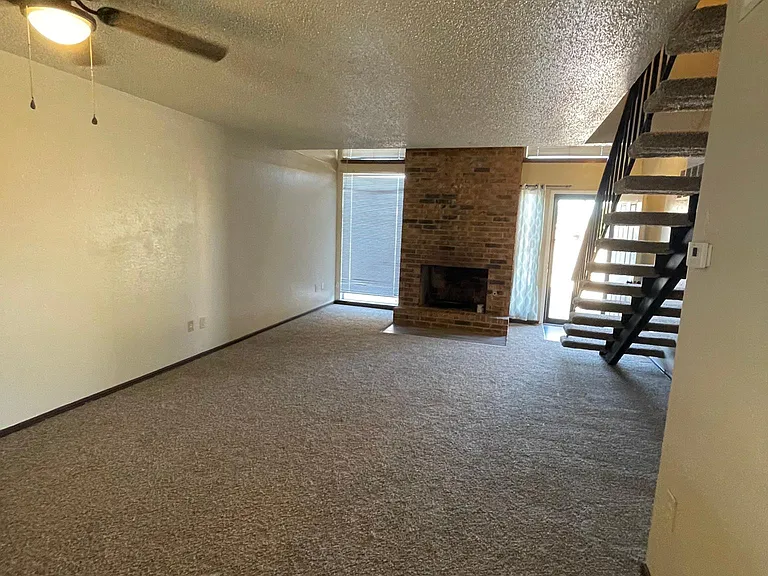 7634 S Youngs Blvd — Photo 3