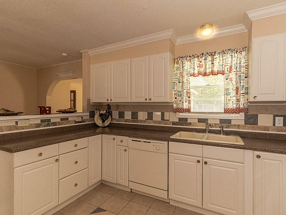 5th image of 11506 Harris Dr