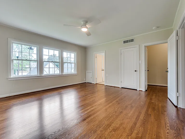 4329 Lorraine Ave — Photo 17
