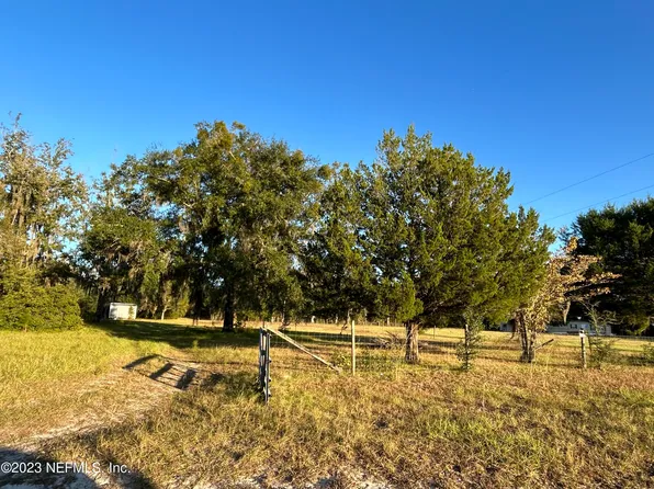 11529 SW 162 Avenue, Brooker, FL 32622