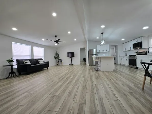 6223 E Sahara Ave Space 135, Las Vegas, NV 89142