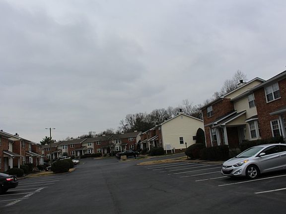 5th image of 211 Timberway Dr