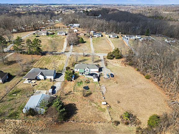 4th image of 1510 Rapids Rd