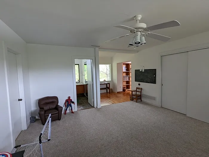 10621 Rougemont Rd — Photo 7