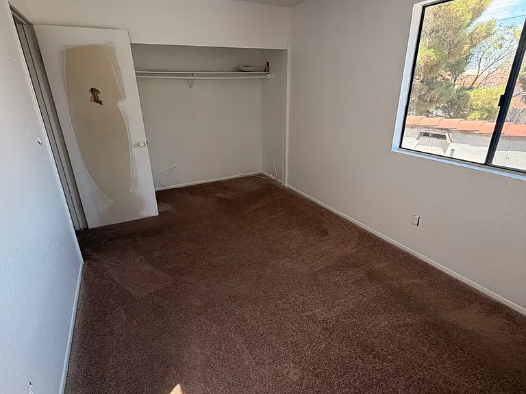 1728 W Avenue J #1 — Photo 12