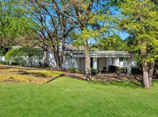 2111 Hidden Creek Ct, Fort Worth, TX 76107